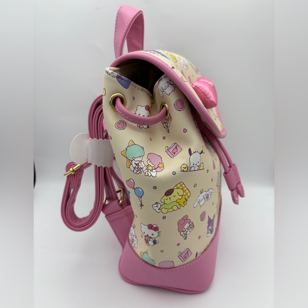 Her Universe Hello Kitty and Friends Slouch Mini Backpack NWT - Picture 4 of 5